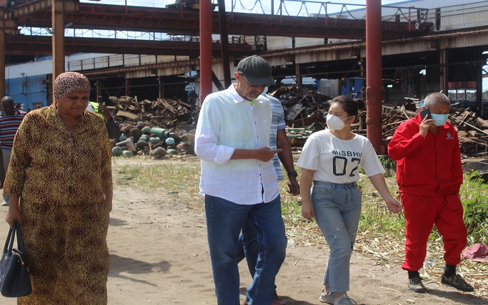 WAZIRI ZUNGU AFANYA ZIARA KATIKA KIWANDA CHA HONG YU STEEL COMPANY LIMITED KILICHOPO KIBAHA -PWANI cover image